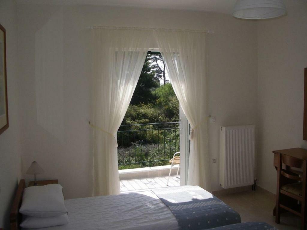 Villa Amelia Metaxáta 外观 照片